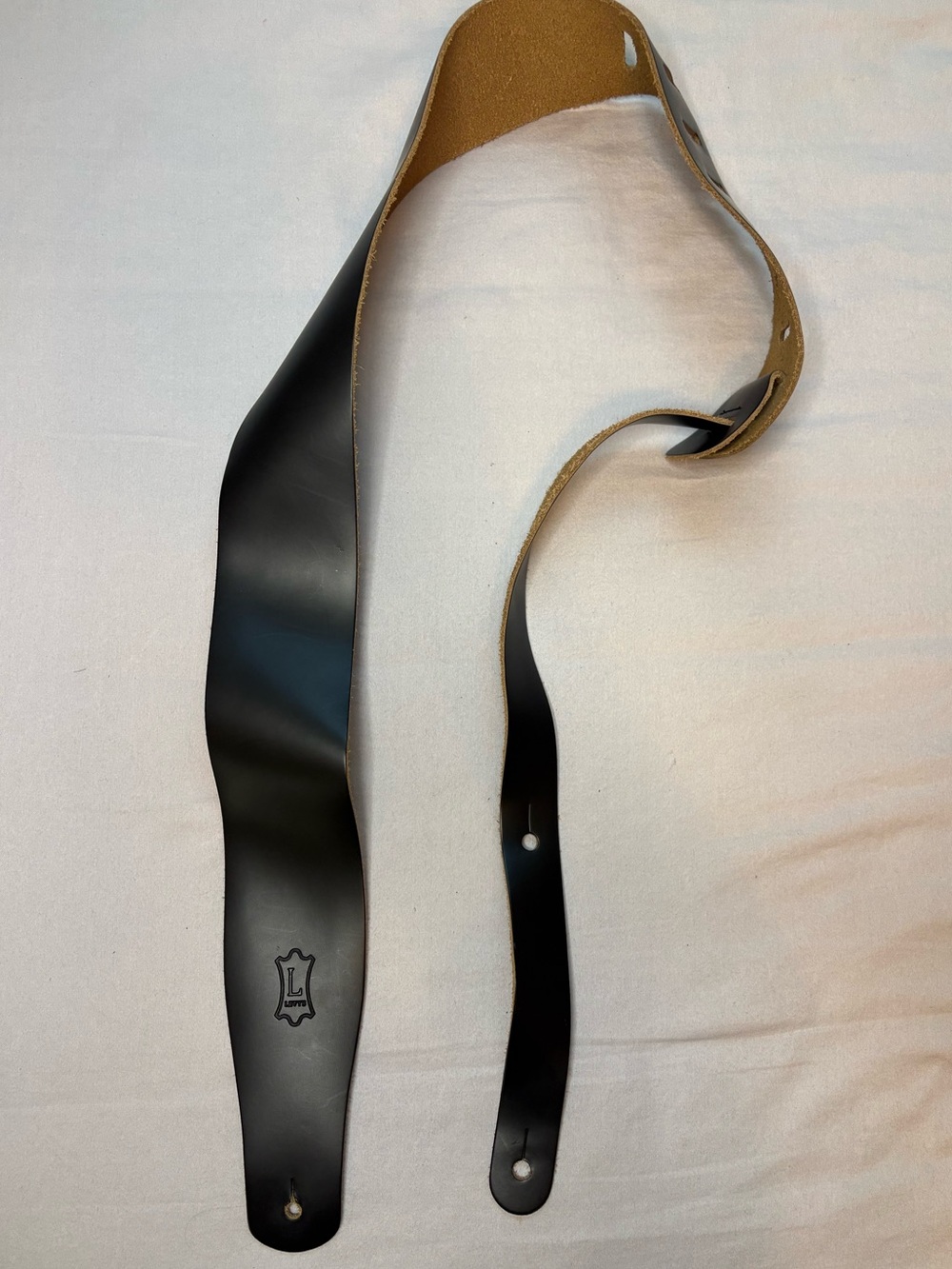 Levy’s M26 Black Genuine Leather Guitar Bass Strap 2.5” Adjustable